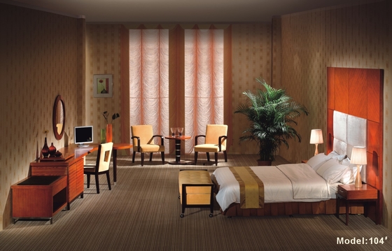 Gelaimei Cherry Color Hotel Bedroom Furniture fija con el tocador de madera sólido